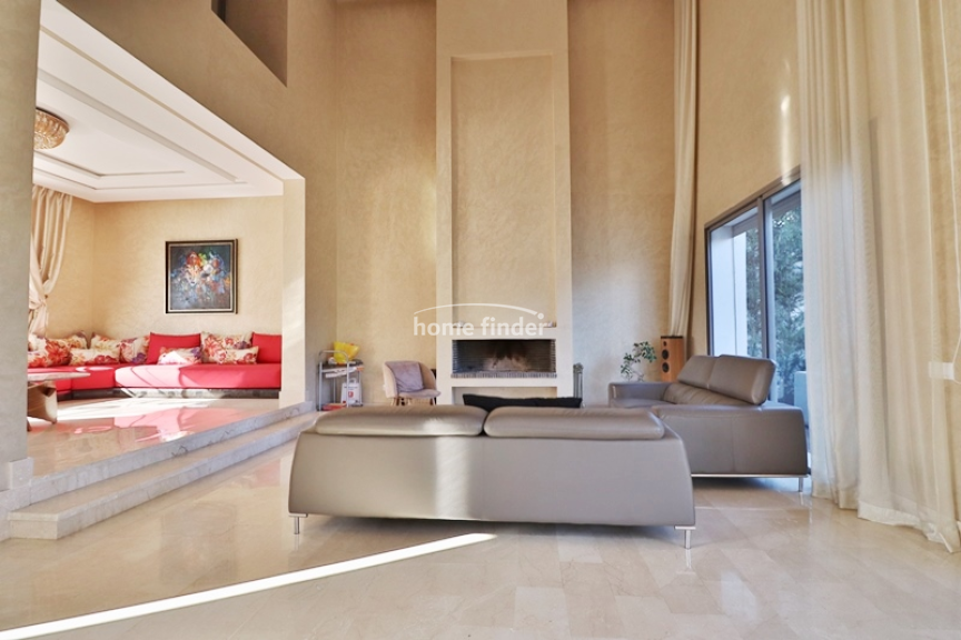 Villa meublée à louer sur Bouskoura 400 m²