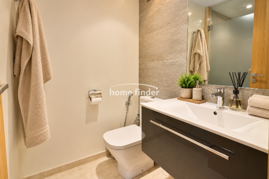 Appartement meublé à louer au Triangle d'Or 152 m²