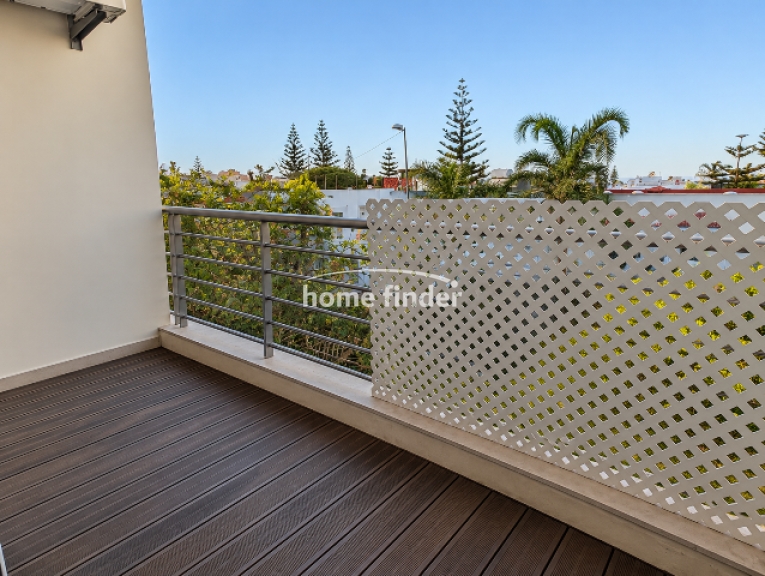 Appartement à louer sur Ain Diab 155 m²