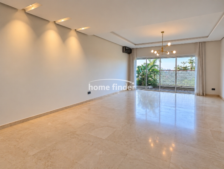 Appartement à louer sur Ain Diab 155 m²