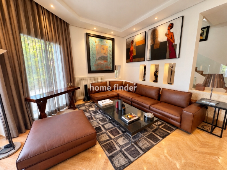 Villa meublée à louer sur Ain Diab 620 m²