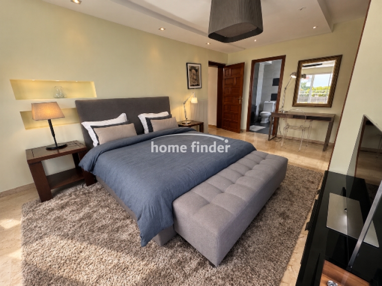 Villa meublée à louer sur Ain Diab 620 m²