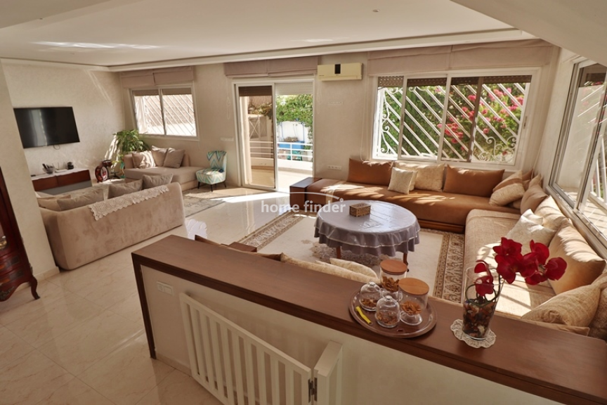 Villa meublée à louer sur Laymoun 374 m²