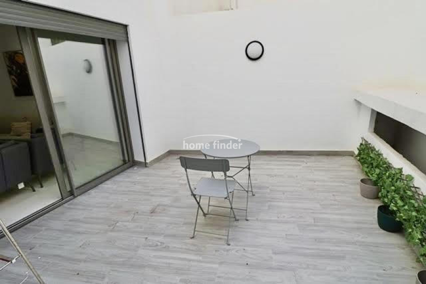 Studio meublé proche de La Corniche 74 m²