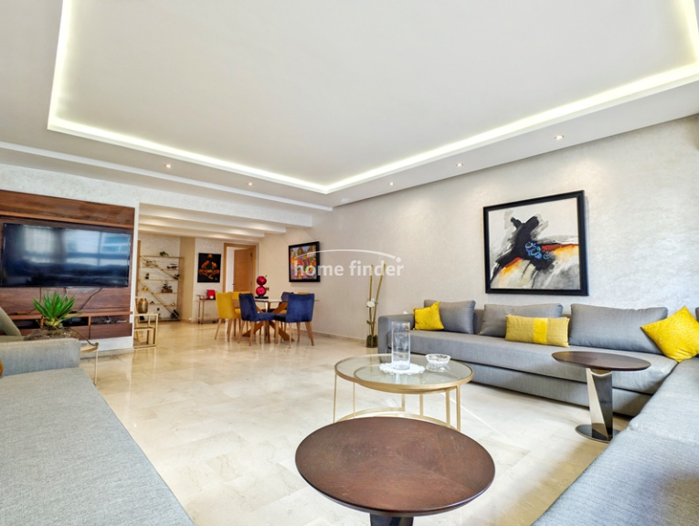 Appartement meublé à louer au Triangle d'Or 152 m²