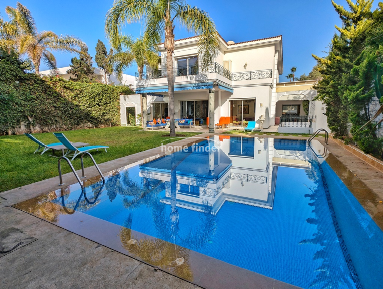 Villa de maître à vendre sur Ain Diab 797 m²